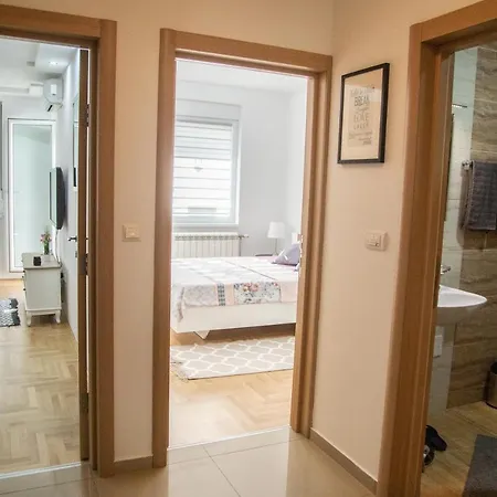 Apartman Rada Apartment *