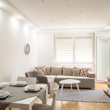 Apartment Apartman Rada *