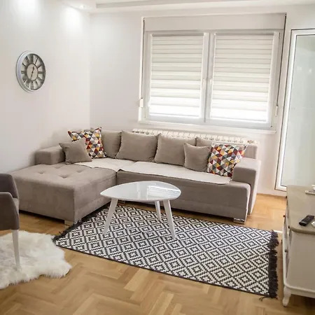 Apartman Rada Apartment *
